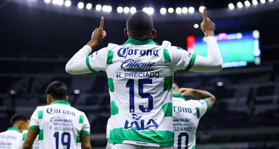 Harold Preciado a marqué un but angoissant pour la victoire de Santos Laguna contre Pumas en Liga MX