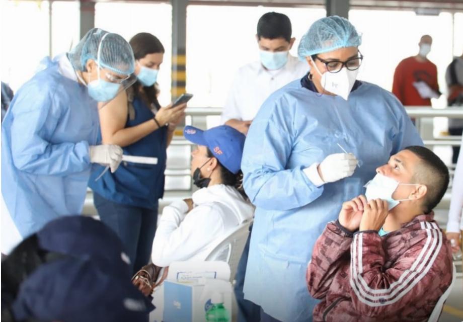 Le nombre d'infections et de décès dus au covid-19 en Colombie continue de baisser