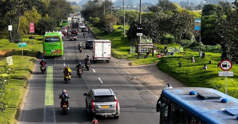 Le maire de Bogotá annonce de nouvelles mesures dans l'Autonorte pour améliorer la mobilité scolaire