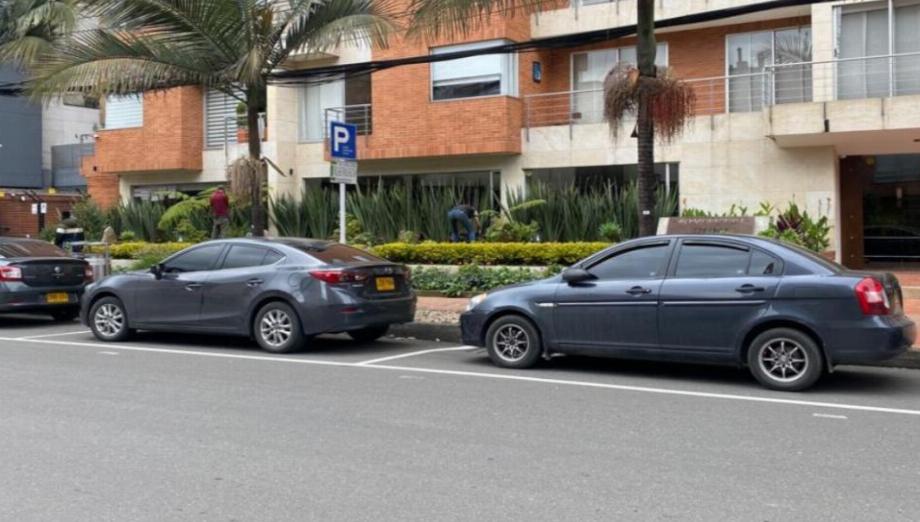 À Bogotá, ils permettent une deuxième zone de stationnement payant dans l'espace public