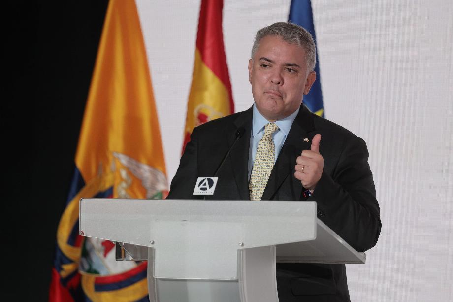 La désapprobation du président Iván Duque atteint 70,7% 5 mois après avoir quitté la présidence