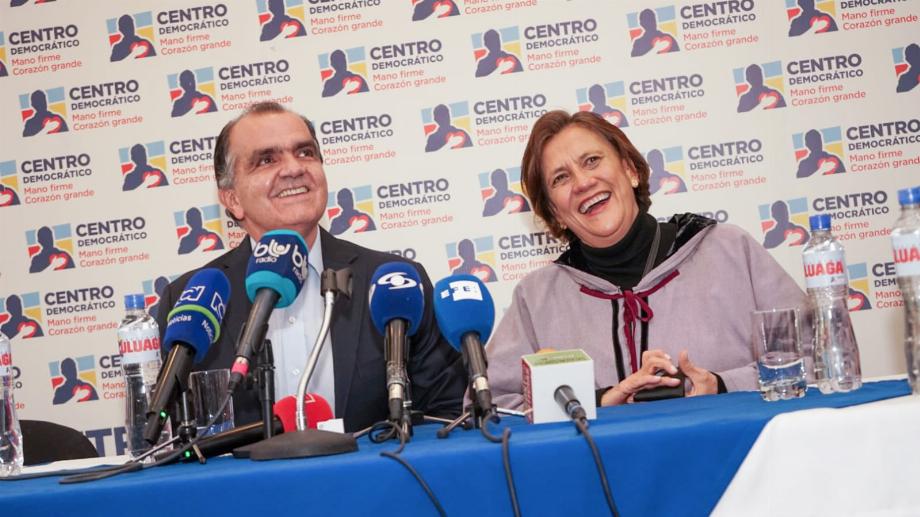 Alicia Eugenia Silva, la formule de vice-présidence d'Óscar Iván Zuluaga : la Colombie pourrait tomber "dans un populisme dangereux"
