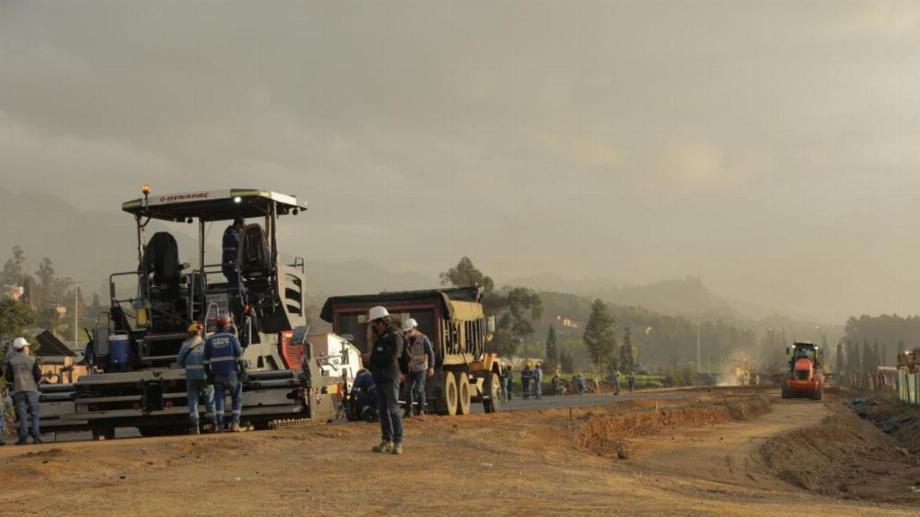 Le gouverneur Nicolás García a informé que les travaux de la route Zipaquirá - Ubaté - Chiquinquirá seront livrés plus tôt que prévu