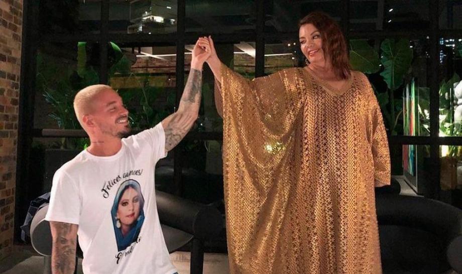 Vidéo : "On a gagné la guerre", la mère de J Balvin a vaincu le covid-19